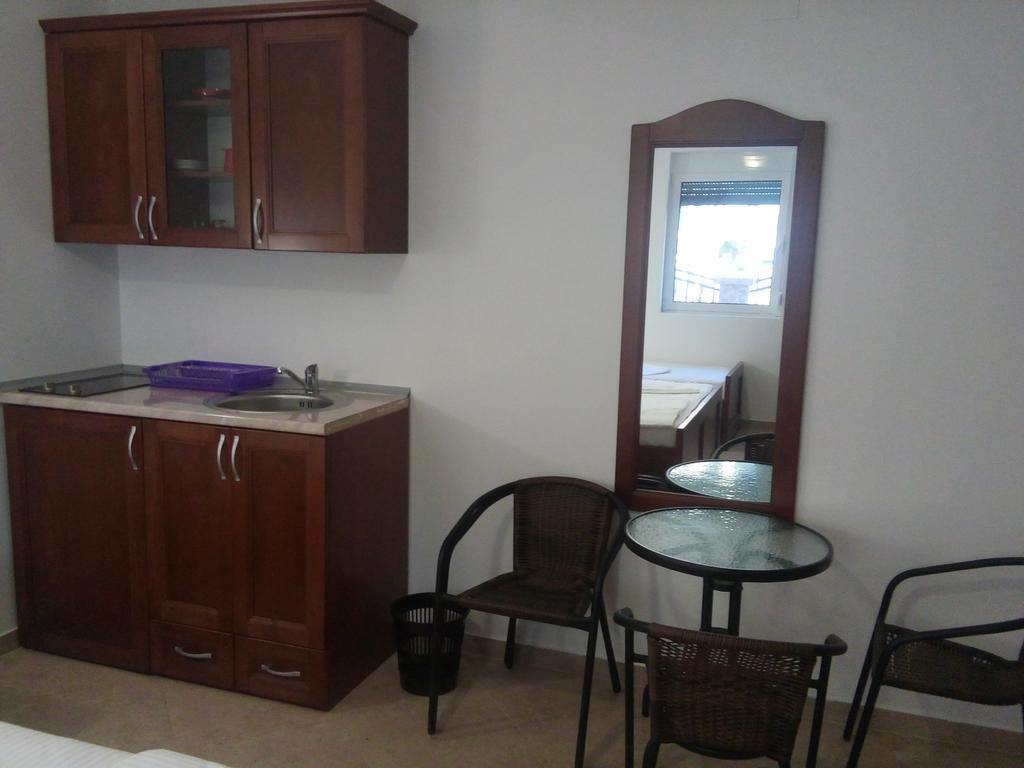 Apartments Vila A1 Dobra Voda Ngoại thất bức ảnh