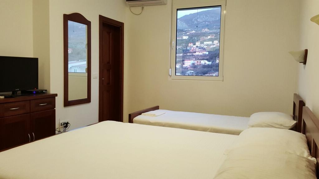 Apartments Vila A1 Dobra Voda Ngoại thất bức ảnh