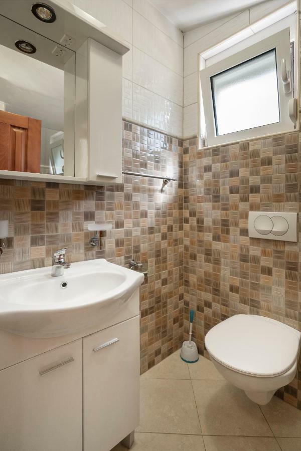 Apartments Vila A1 Dobra Voda Ngoại thất bức ảnh
