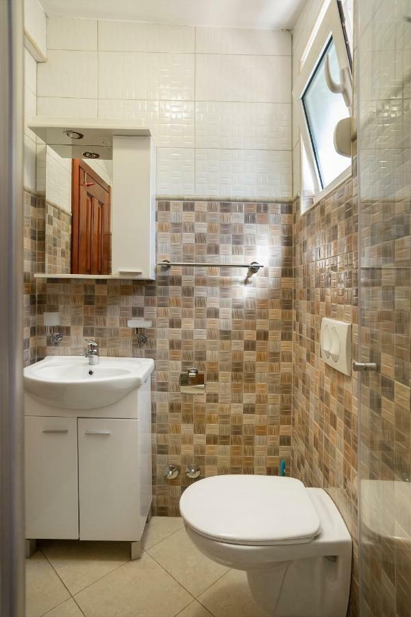 Apartments Vila A1 Dobra Voda Ngoại thất bức ảnh
