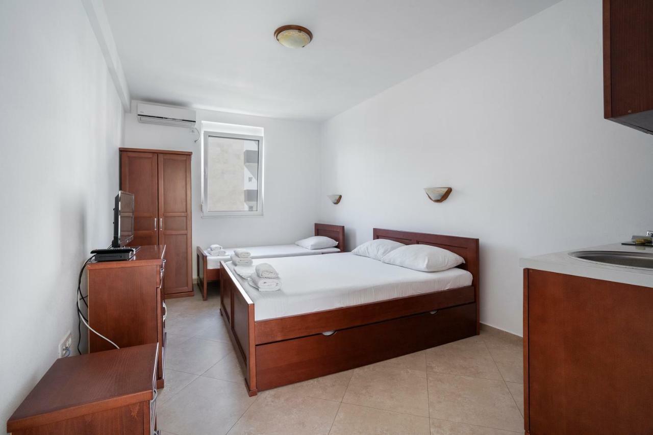 Apartments Vila A1 Dobra Voda Ngoại thất bức ảnh