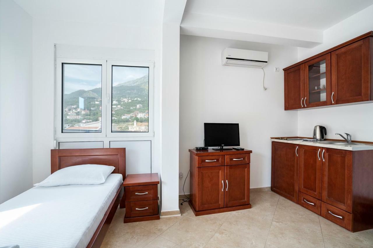 Apartments Vila A1 Dobra Voda Ngoại thất bức ảnh