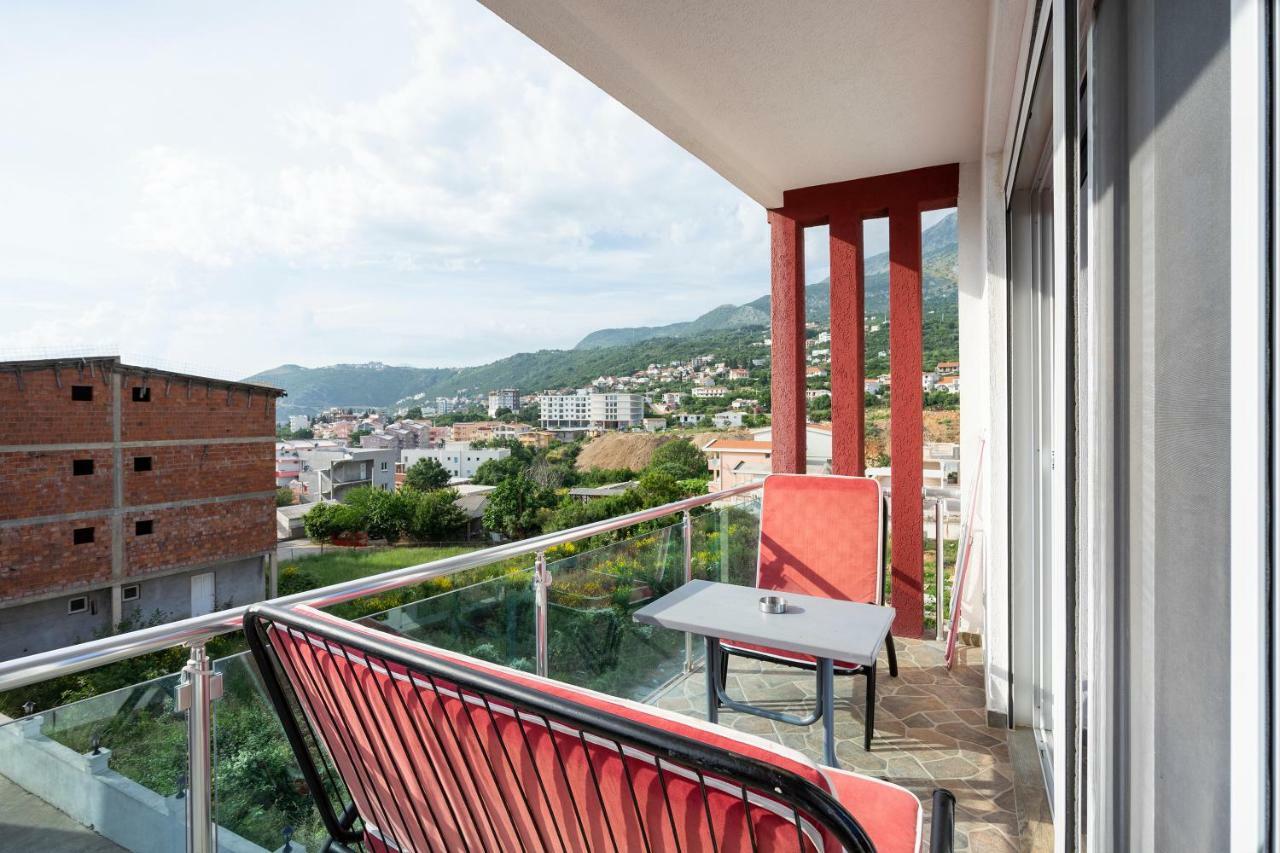 Apartments Vila A1 Dobra Voda Ngoại thất bức ảnh