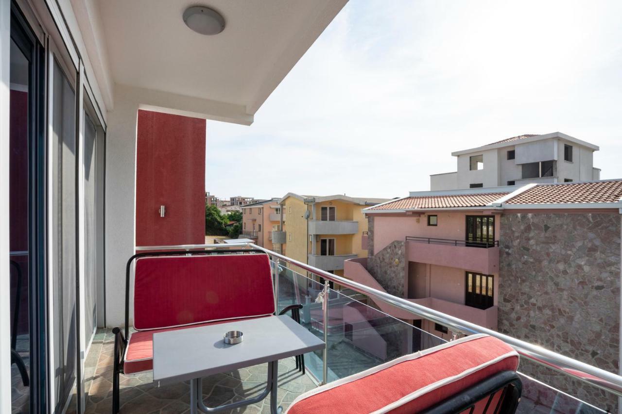 Apartments Vila A1 Dobra Voda Ngoại thất bức ảnh