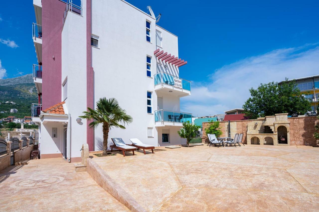 Apartments Vila A1 Dobra Voda Ngoại thất bức ảnh